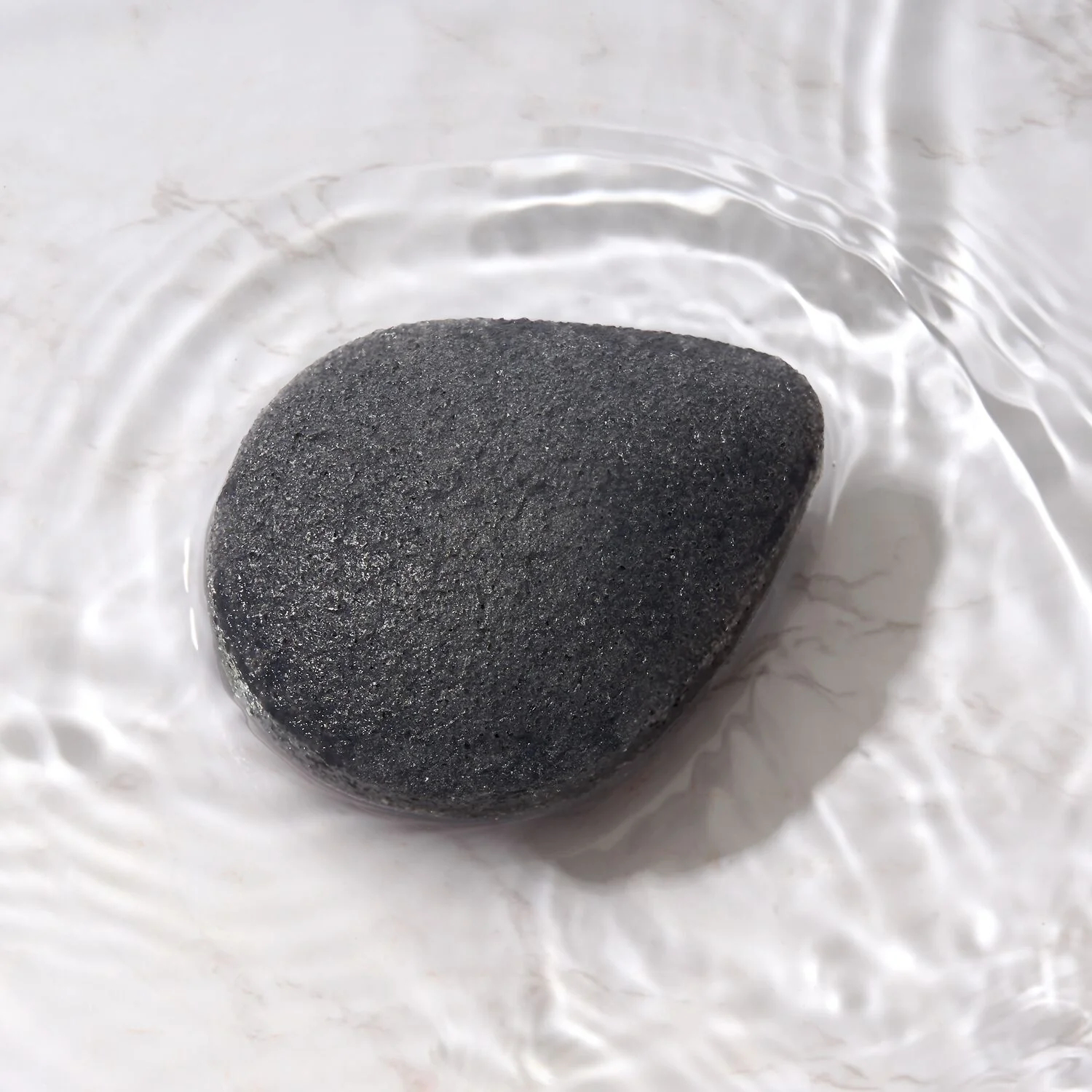 Charcoal Konjac Face Sponge Exfoliating Cleansing Tool - Image 6