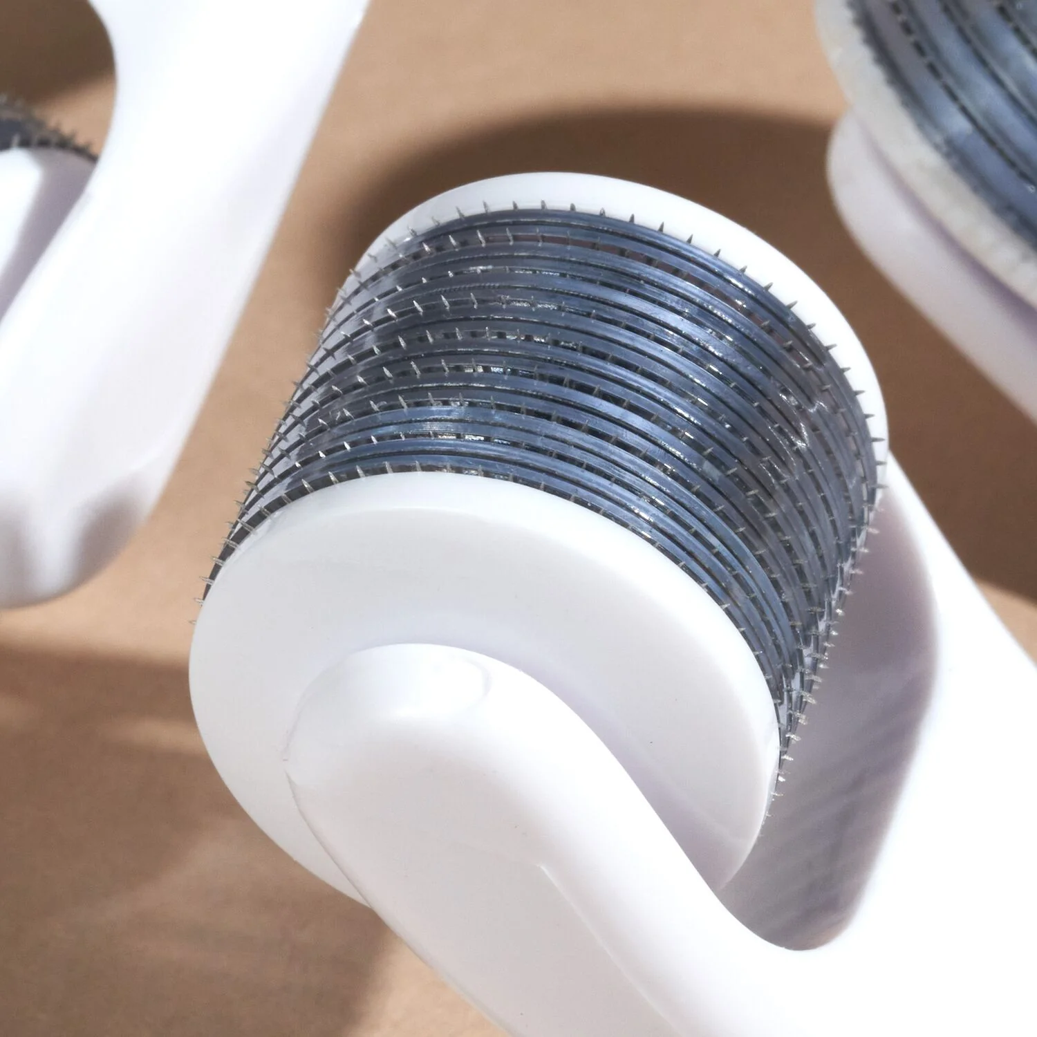 Slowpoke Microneedling Facial Roller - Image 3